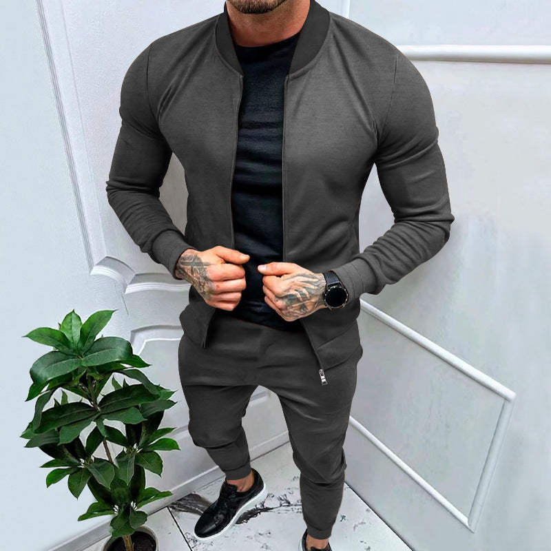 Herren Sportanzug mit modernem Schnitt und praktischen Reißverschlusstaschen R&B