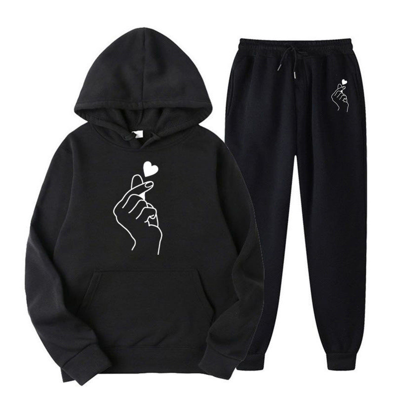 Damen Jogginganzug mit kreativem Herzmotiv und bequemer Passform