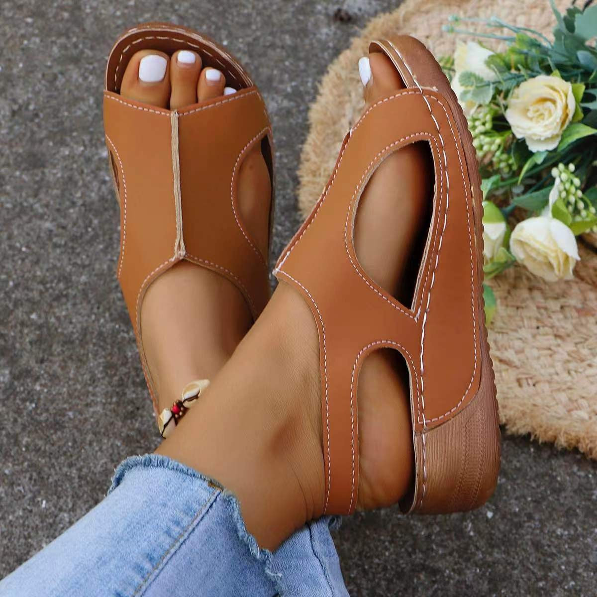Damen Komfortable Keil-Sandalen mit modischen Ausschnitten R&B
