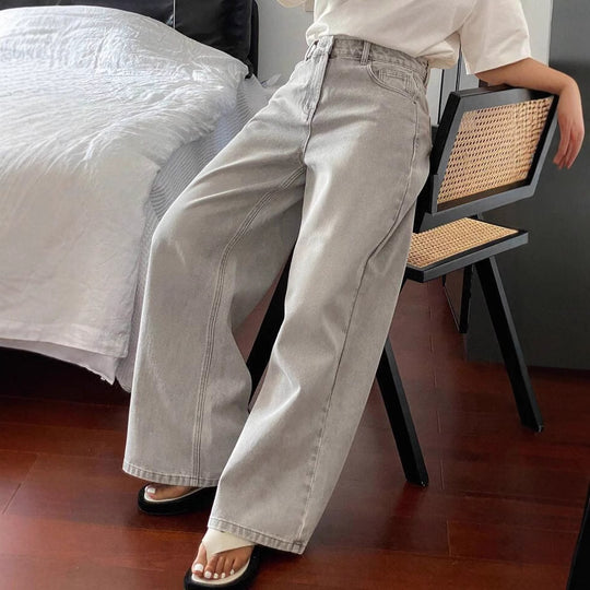 Damen Weite High-Waist Jeans im angesagten Relaxed-Fit-Stil mit filigranen Waschungen R&B
