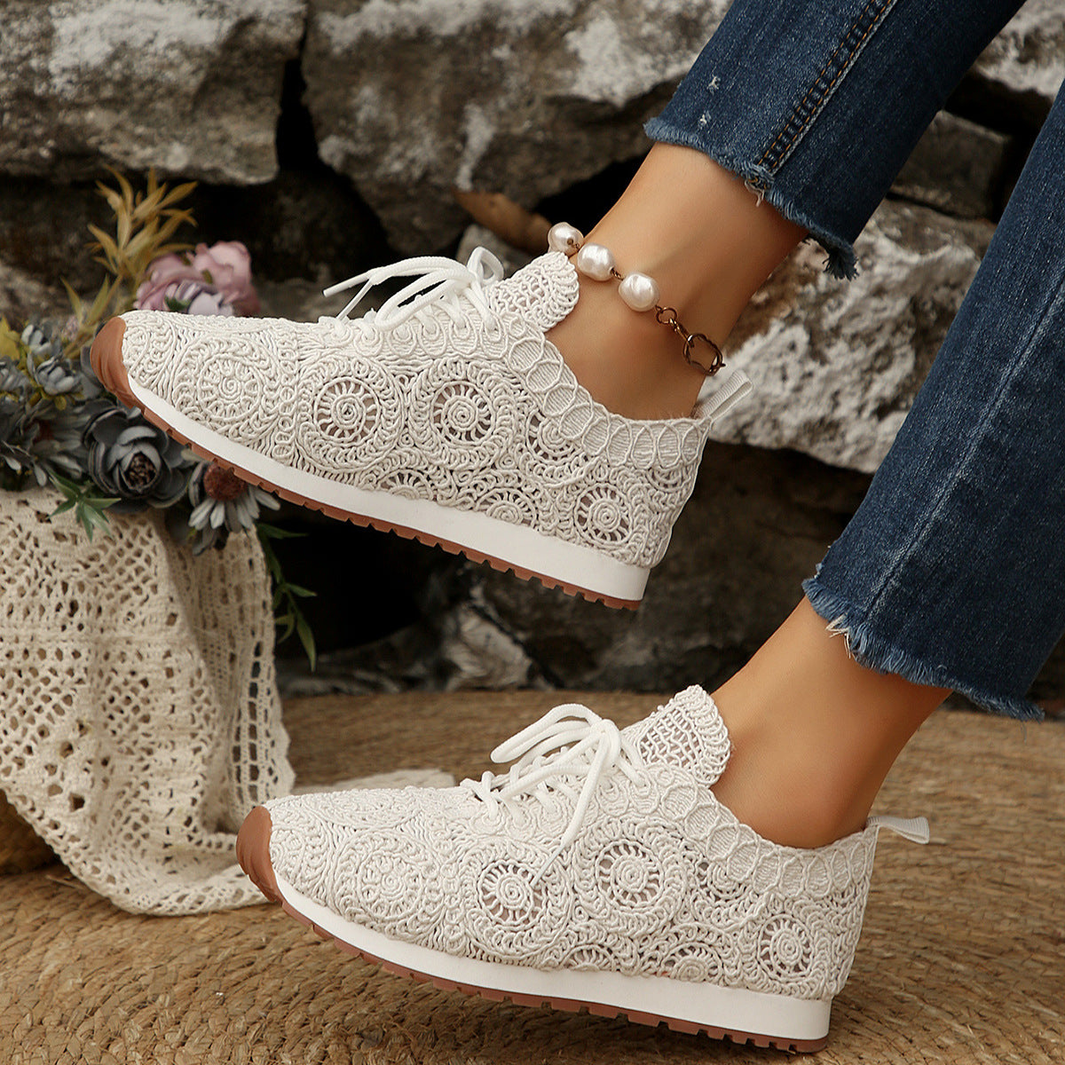 Damen Sneakers mit filigranem Häkeldesign und bequemem Fußbett R&B