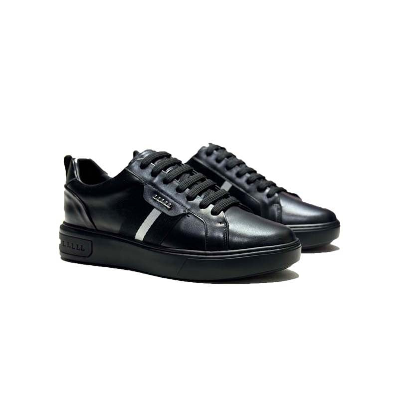Damen Trendige Ledersneaker mit modischem Textil-Akzent von R&B