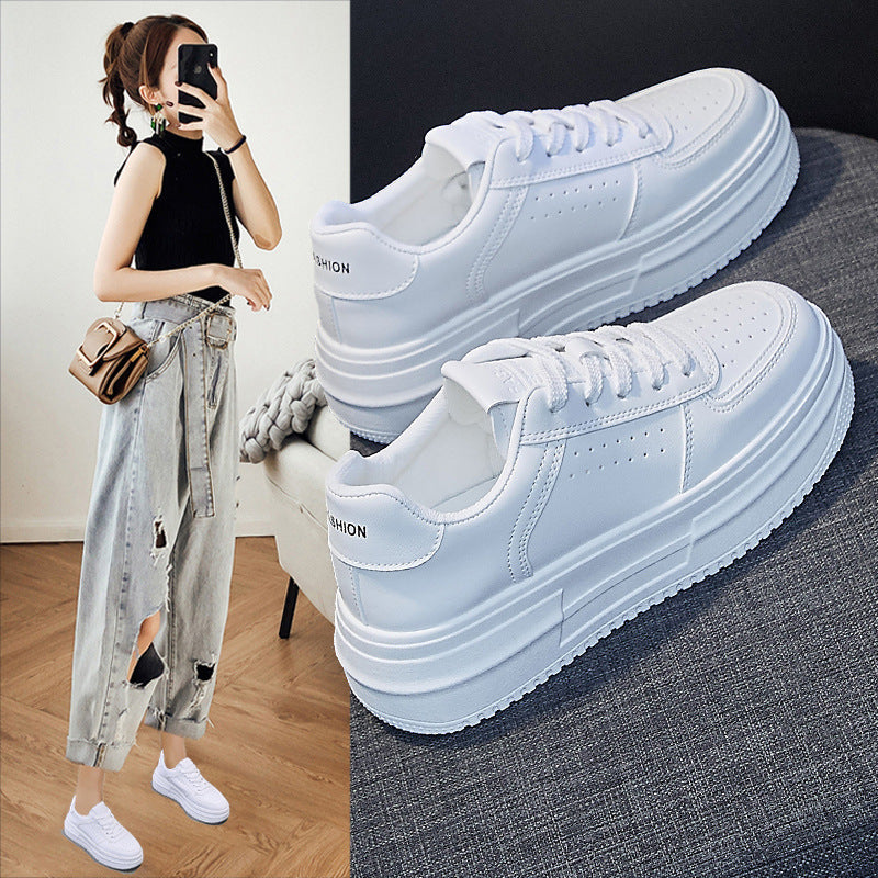 Damen Sneakers im sportlich-eleganten Design mit dicker Plateausohle R&B