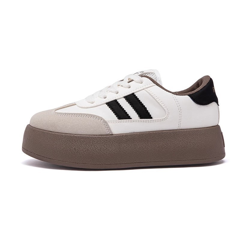Damen Plattform-Sneaker mit trendigem Design und hochwertiger Oberflächenstruktur R&B