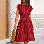 Damen Midikleid mit taillierendem Bindegürtel und verspieltem Polka-Dots Design R&B