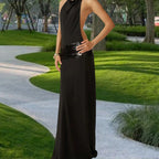 Damen Abendkleid mit schickem Wasserfallausschnitt und glitzerndem Taillenelement EB