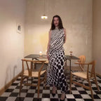 Damen Maxikleid mit asymmetrischem Schnitt und Punktmuster EB