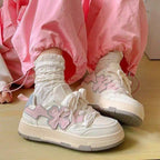 Damen Sneakers mit floralen Applikationen und innovativem Komfortfunktionsdesign R&B
