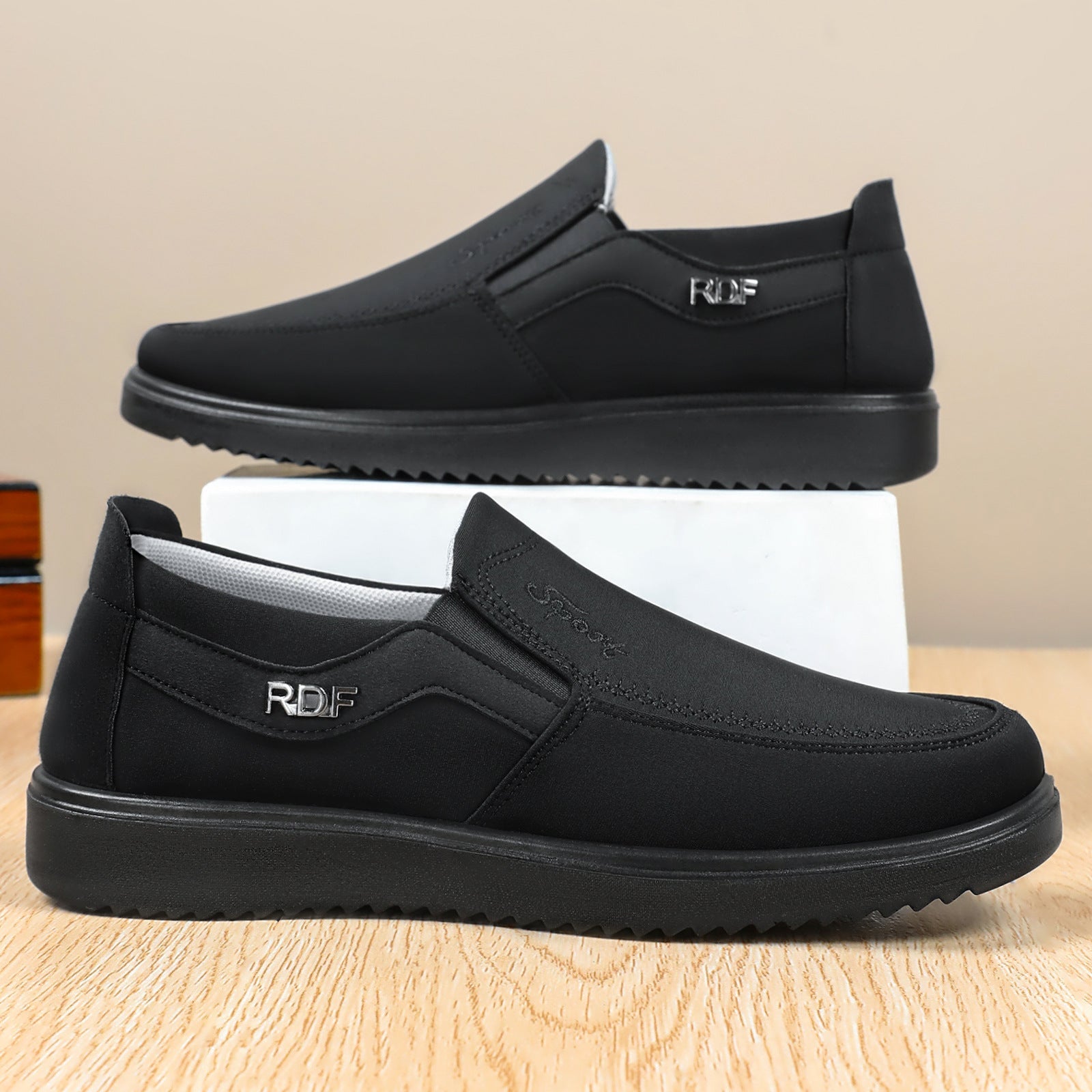 Damen Bequeme und elegante Slip-On Schuhe mit elastischem Einstieg