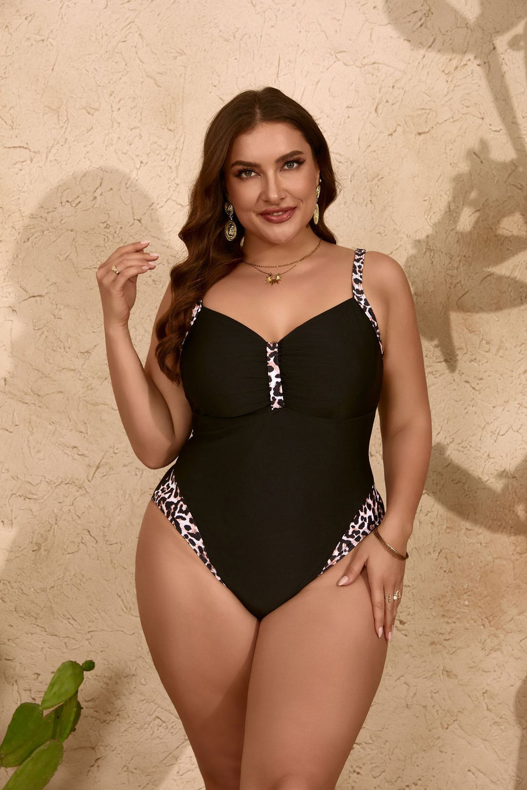 Damen Sportlicher Einteiler Badeanzug mit raffinierten Tiermuster-Akzenten R&B