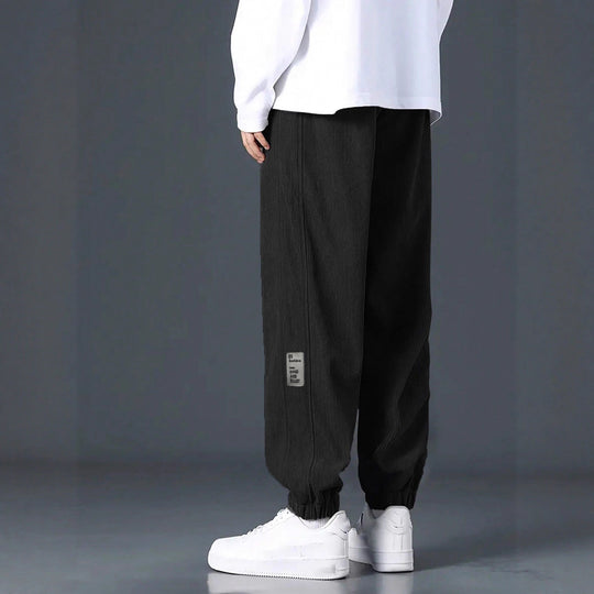 Herren nan Relax-Freizeithose aus feiner Breitkordstruktur mit Tunnelzug und elastischen Knöchelabschlüssen R&B