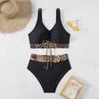 Damen hochgeschnittener Bikini mit dekorativem Rüschendetail R&B