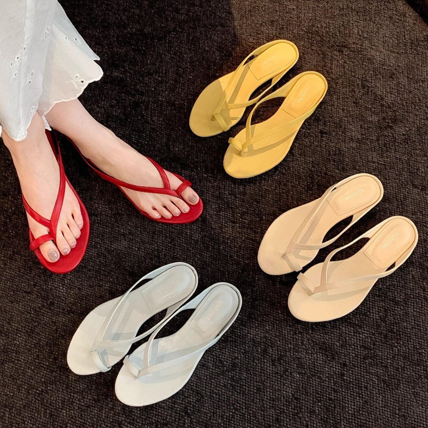 Damen Zehentrenner-Sandalen mit elegantem Riemendesign und bequemem Fußbett R&B