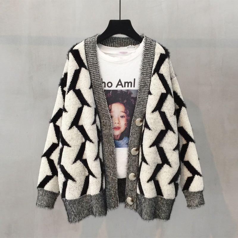 Damen Grobstrick Cardigan mit modernem Zickzackmuster und Knopfdetails R&B
