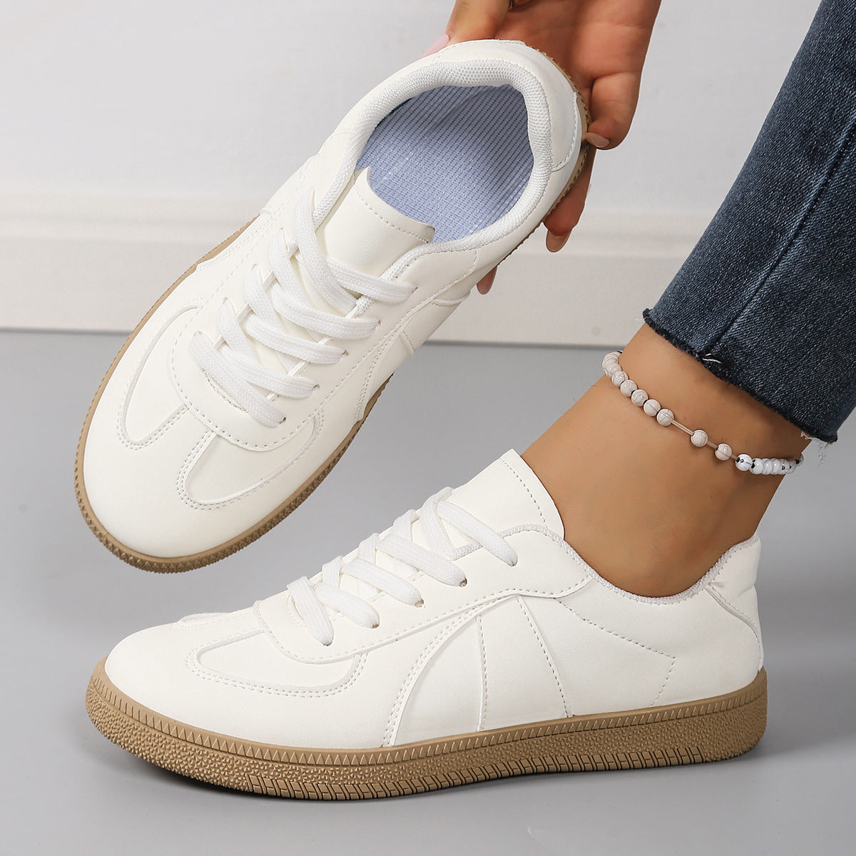 Damen Sneaker mit sportlichem Design und strapazierfähiger Gummisohle R&B
