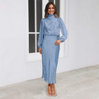 Damen Satin-Maxikleid mit hohem Kragen und Raffungen R&B