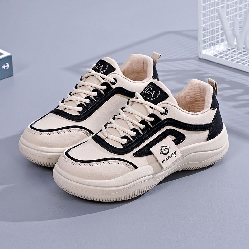 Damen Sportliche Sneaker mit gepolsterter Innensohle und modischem Materialmix