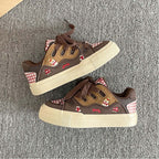 Damen Sneakers mit süßem Gitterdesign und dicker Sohle