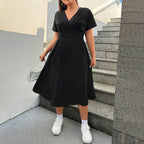 Damen Wickelkleid mit elegantem Schlitz und taillierter Silhouette R&B