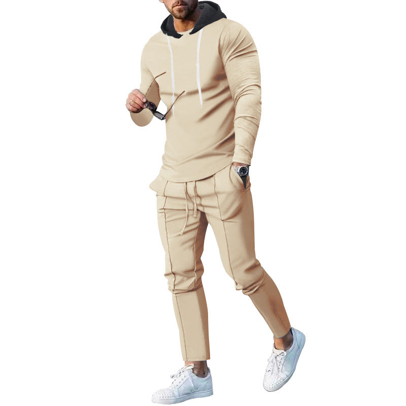 Herren modisches Hoodie mit sportlicher Passform und kontrastierenden Details R&B