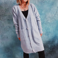 Damen Grobstrickjacke mit modernen Knopfdetails und lässigem Schnitt R&B