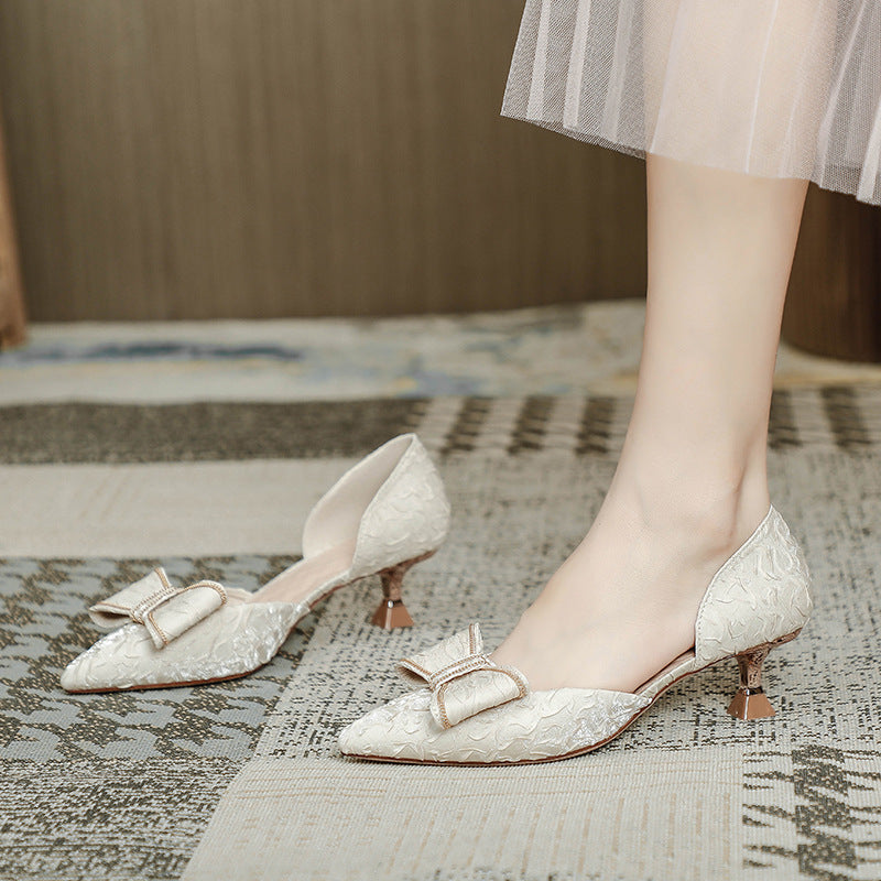 Damen Elegante Slippers mit dekorativer Schleifenapplikation und feinem Spitzenmuster