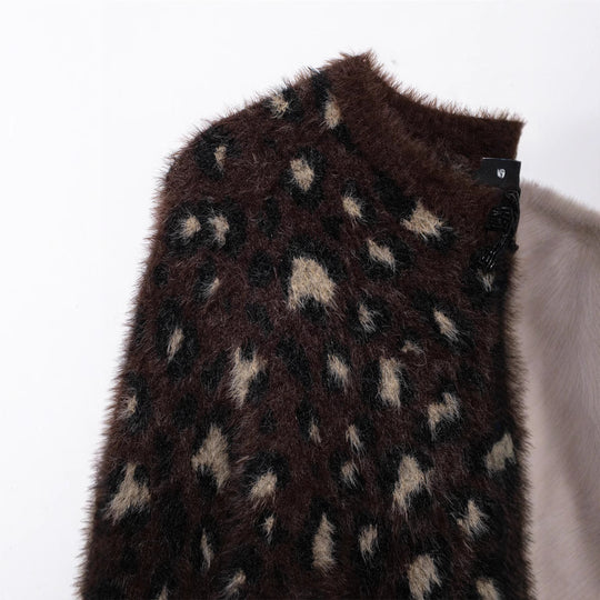 Damen Kuschelige Leopardenmuster-Strickjacke mit eleganten Knopfdetails R&B
