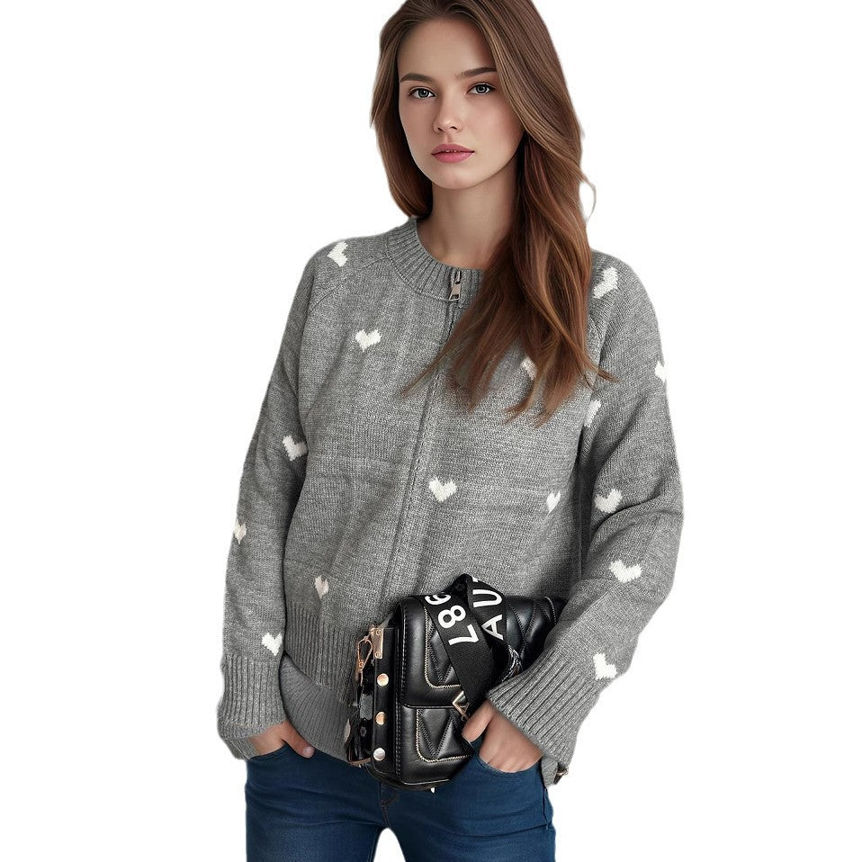 Damen Strickjacke mit Herzmotiv und modernem Reißverschluss R&B