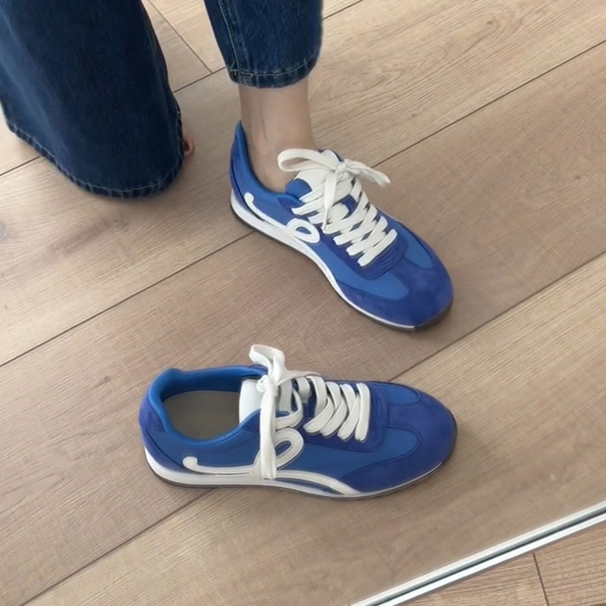 Damen sportliche Sneakers mit innovativem Design und hervorragender Dämpfung R&B