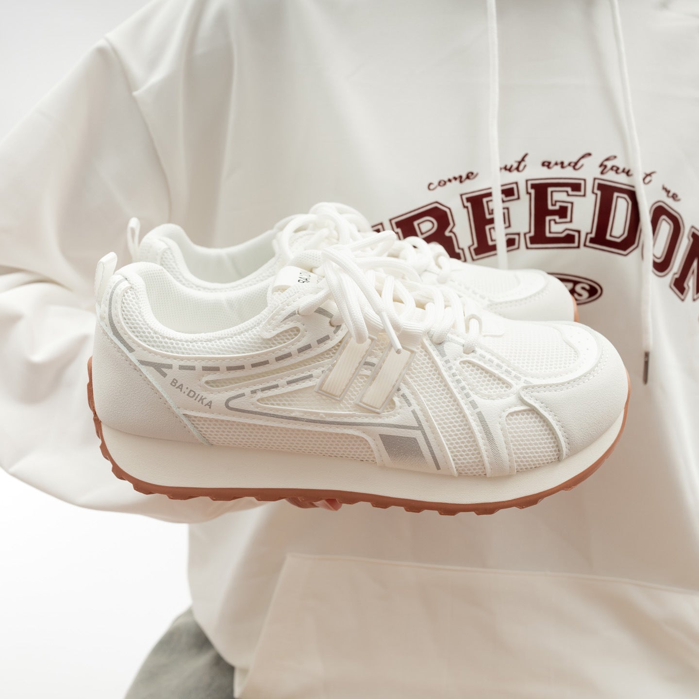 Damen Trendige Sneakers mit atmungsaktiver Mesh-Oberfläche und rutschfester Sohle