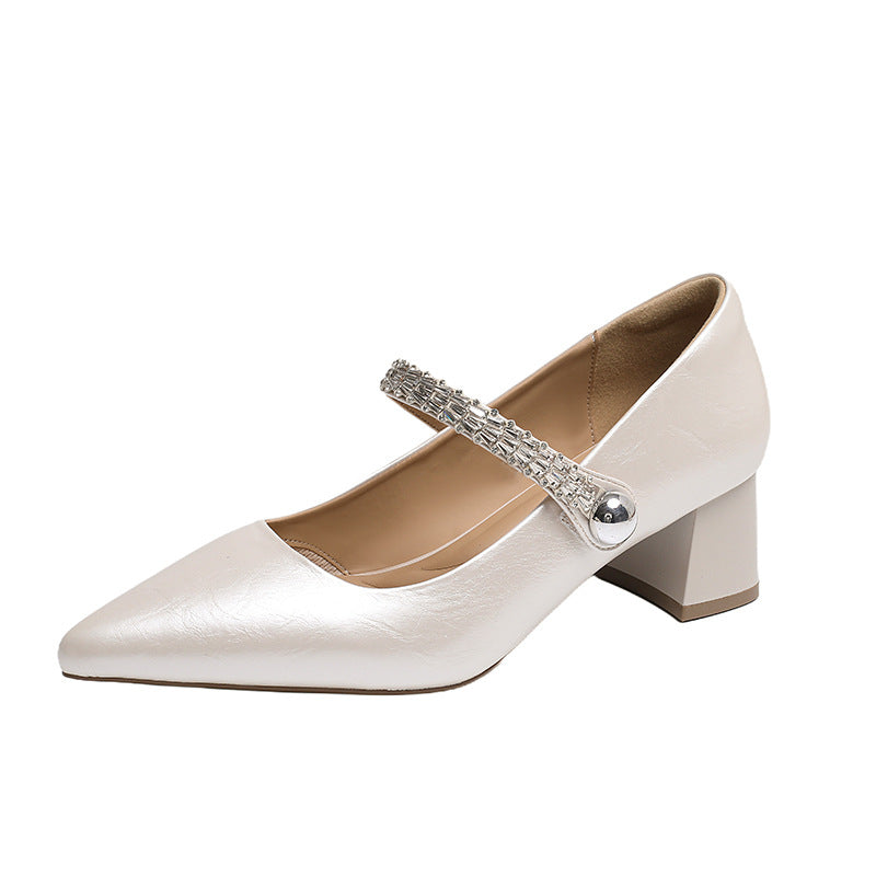 Damen spitze Pumps mit verziertem Riemchen und elegantem Blockabsatz R&B