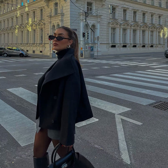 Damen modische Übergangsjacke im eleganten Doppelreiher-Stil R&B