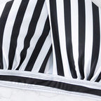 Damen Triangel-Bikinioberteil mit verspieltem Wickeldesign und eleganten Streifen R&B