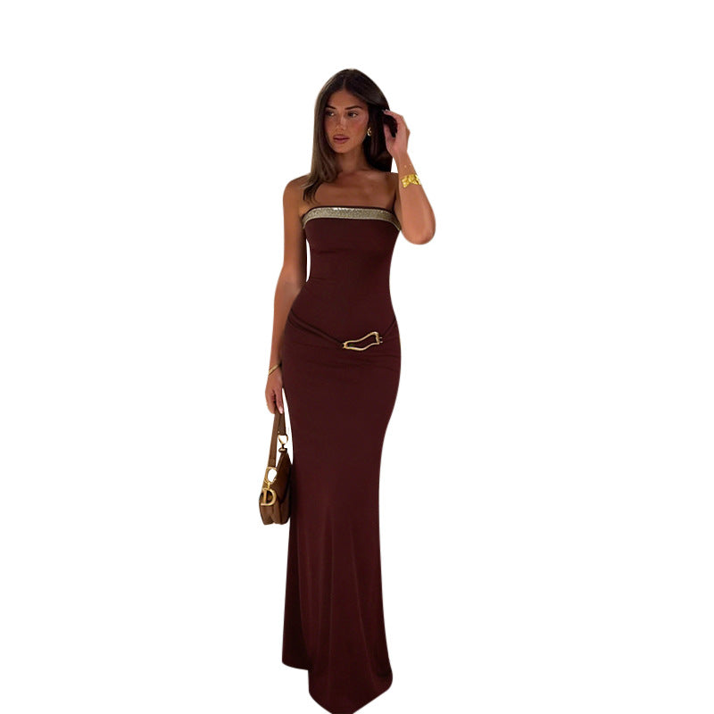 Damen langes Maxikleid mit schulterfreiem Design und eleganter Metallverzierung R&B