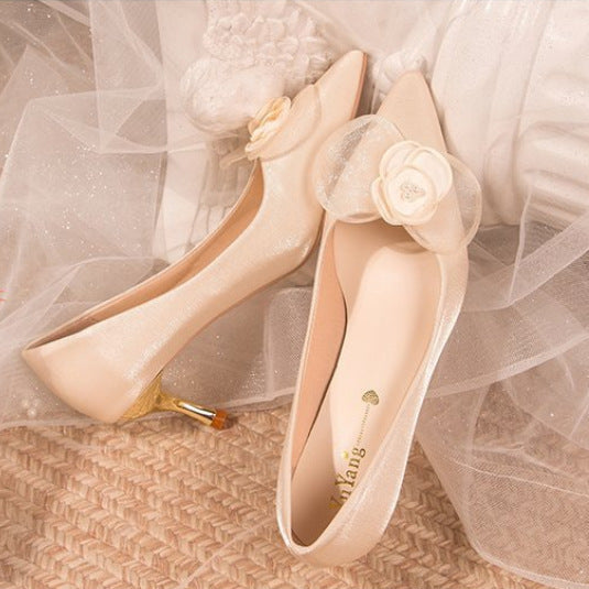 Damen Spitze Pumps mit zierlichem Blumenakzent R&B