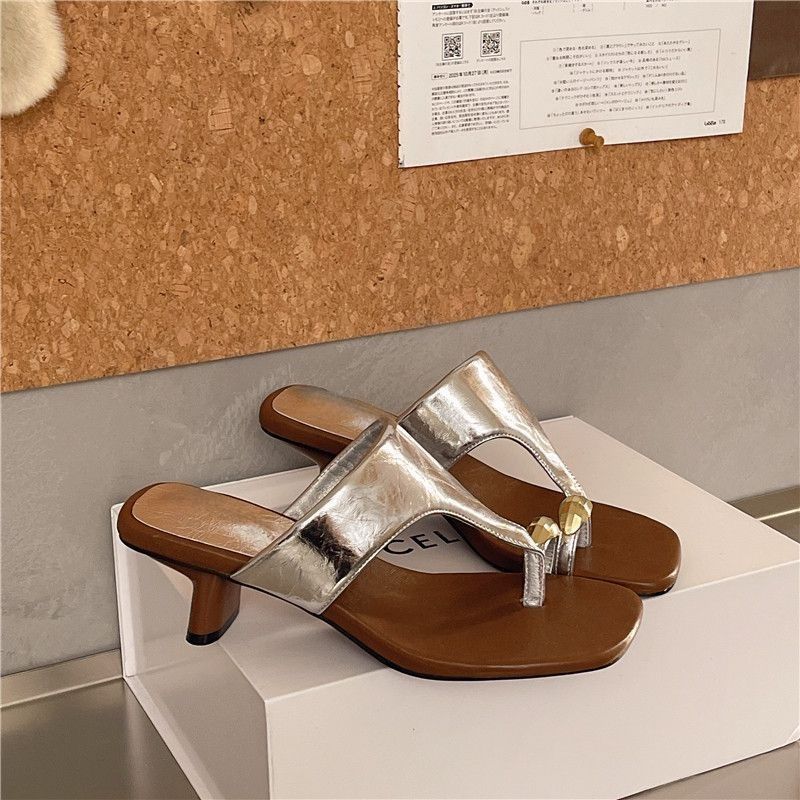 Damen elegante Riemchen-Sandalen mit Absatz und modischem Design R&B