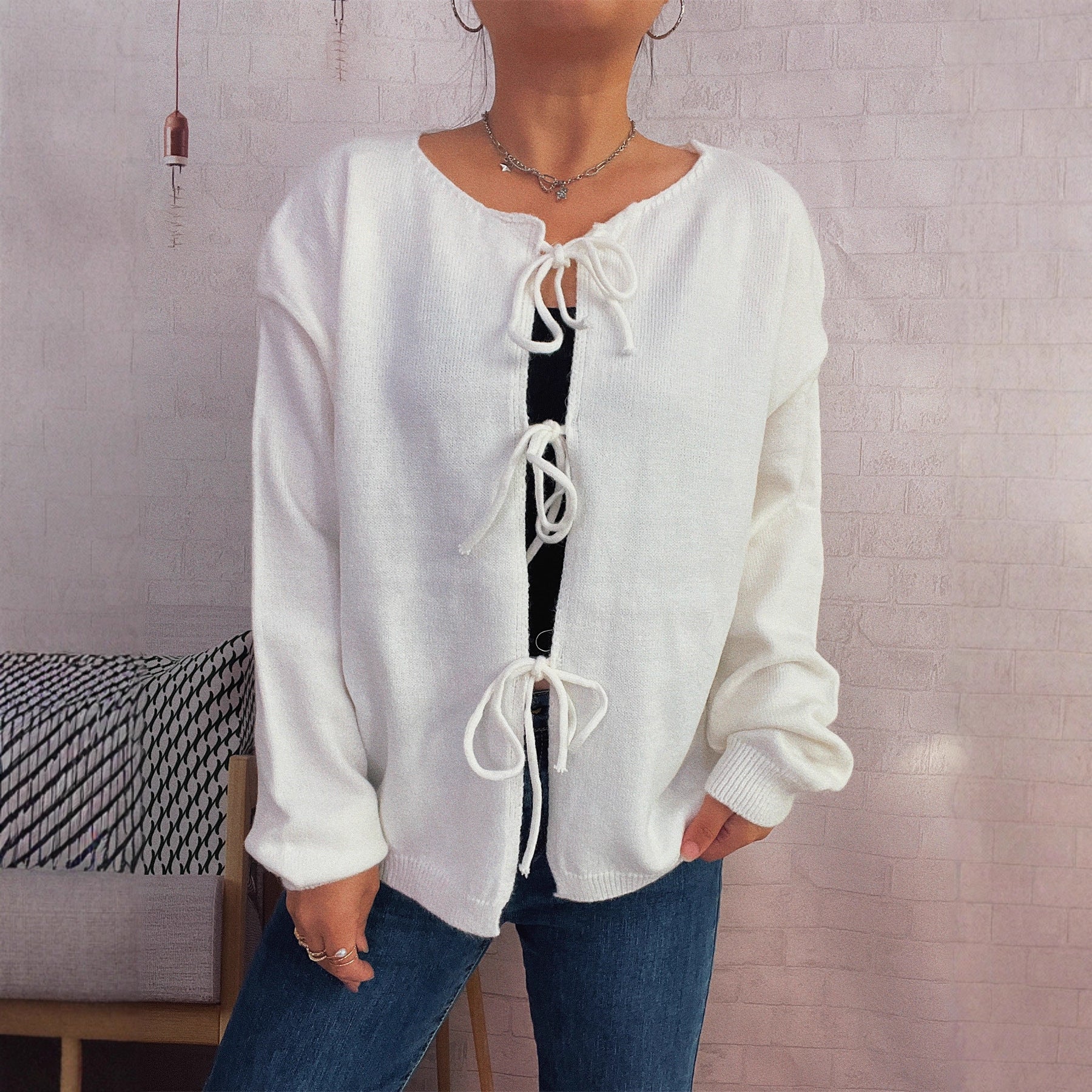 Damen Strickjacke mit dekorativem Schnürdesign und weitem Schnitt R&B