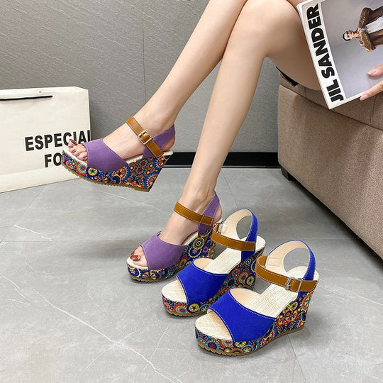 Damen Wedge-Sandalen mit floralem Design und komfortablem Fußbett R&B