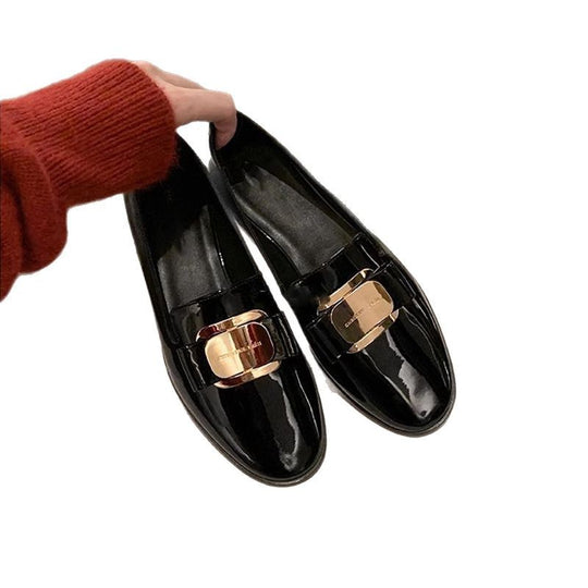Damen Ballerina-Schuhe mit elegantem Goldakzent und hochwertiger Lackoberfläche R&B