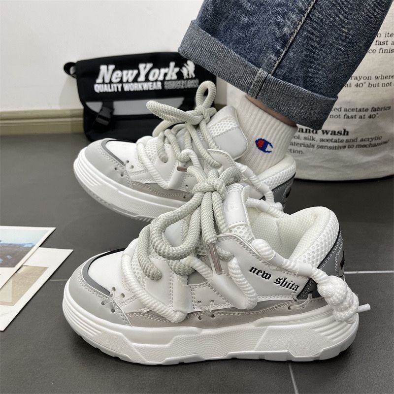 Damen Sportliche Chunky-Sneaker mit innovativem Schnürsystem und rutschfester Sohle R&B