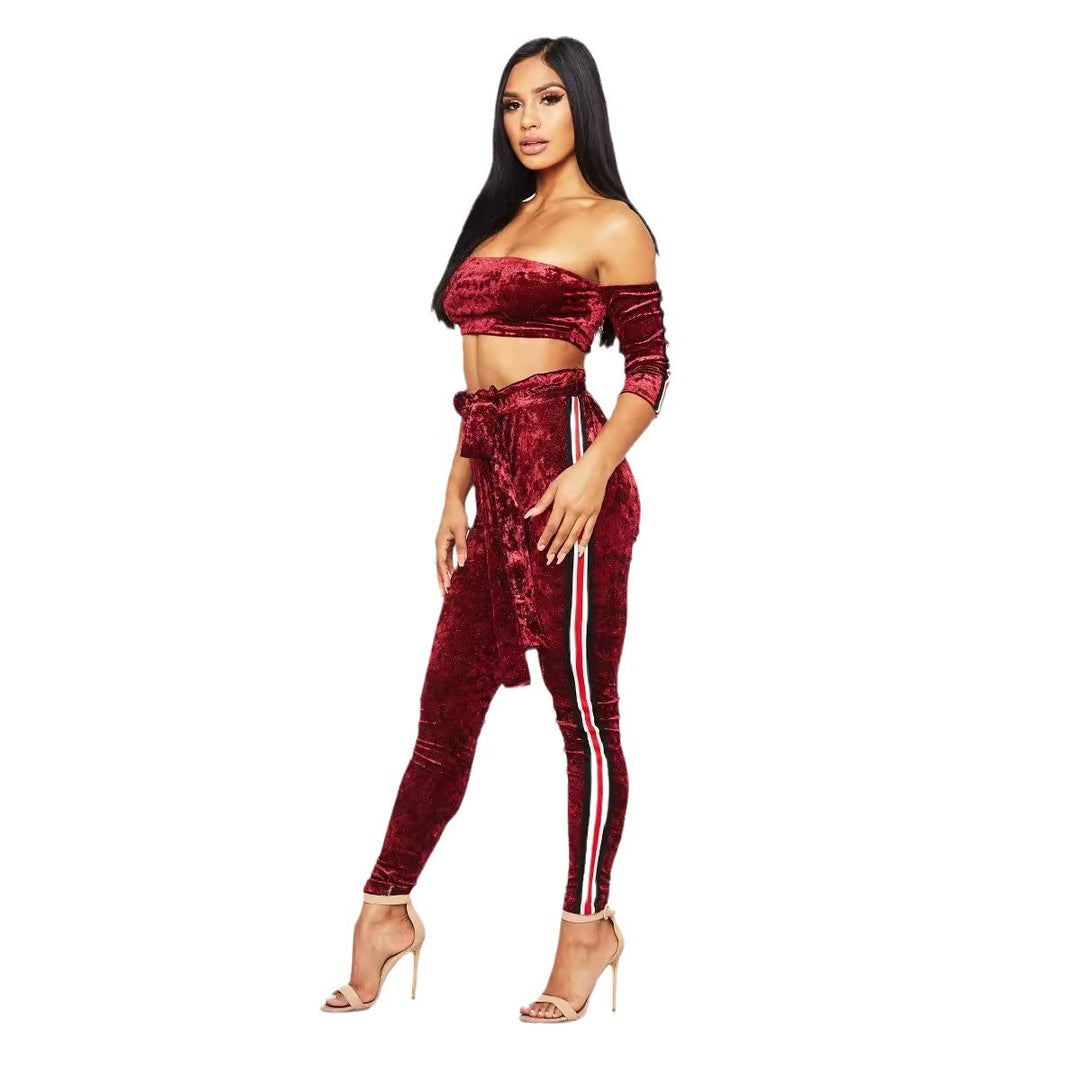 Damen Off-Shoulder Crop-Top und Jogginghose-Set aus samtigem Material mit sportlichen Streifen R&B