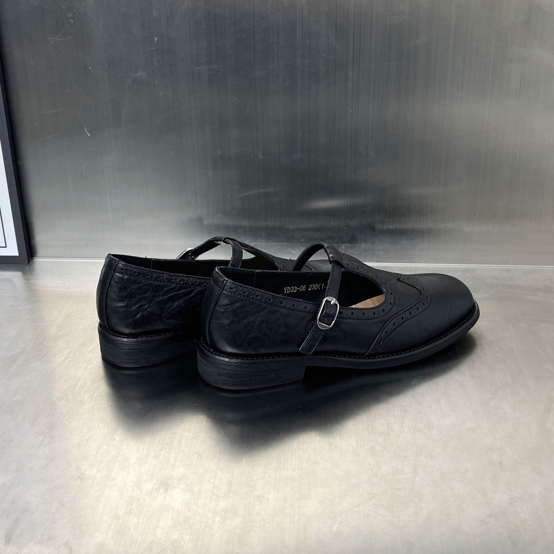 Damen elegante Slipper mit modischen Schnallen und luftigem Design R&B