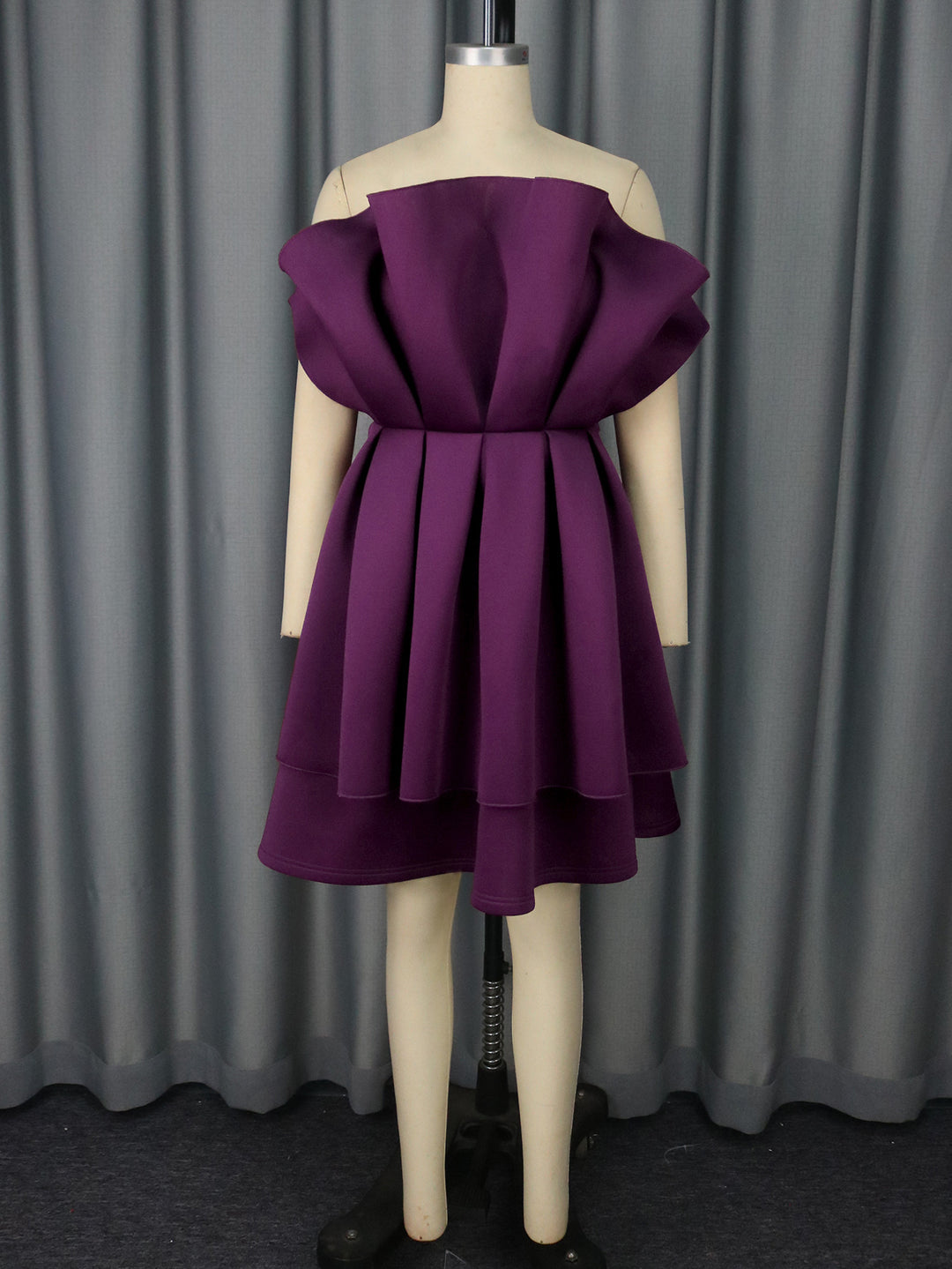 Damen Glamouröses Cocktailkleid mit voluminösen Rüschen R&B