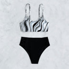 Damen Hochgeschnittener Bikini mit wellenförmigem Oberteil