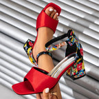 Damen Blockabsatz-Sandalen mit floralem Riemen und offenem Zehenbereich R&B