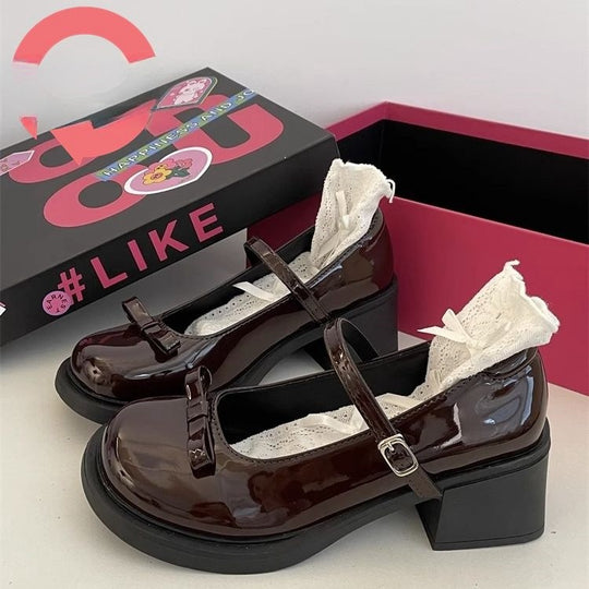 Damen Modische Mary Jane Pumps mit auffälliger Schnalle und bequemem Absatz R&B