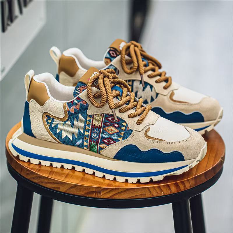 Damen Sportliche Sneaker mit einzigartigem geometrischen Design und dämpfender Sohle R&B