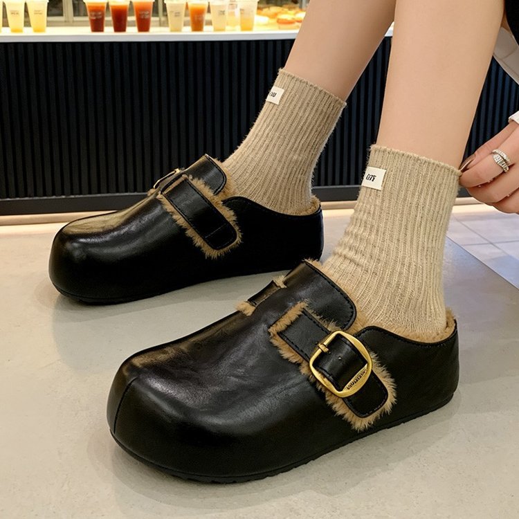 Damen Clogs mit hochwertigem Fellfutter und modischem Schnallenverschluss R&B