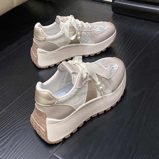 Damen modische Sneakers mit glänzenden Akzenten und eleganter Schnürung R&B
