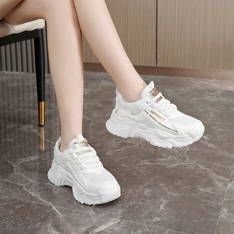 Damen Sportliche Sneakers mit modischer Metallic-Applikation und strukturierter Oberfläche R&B